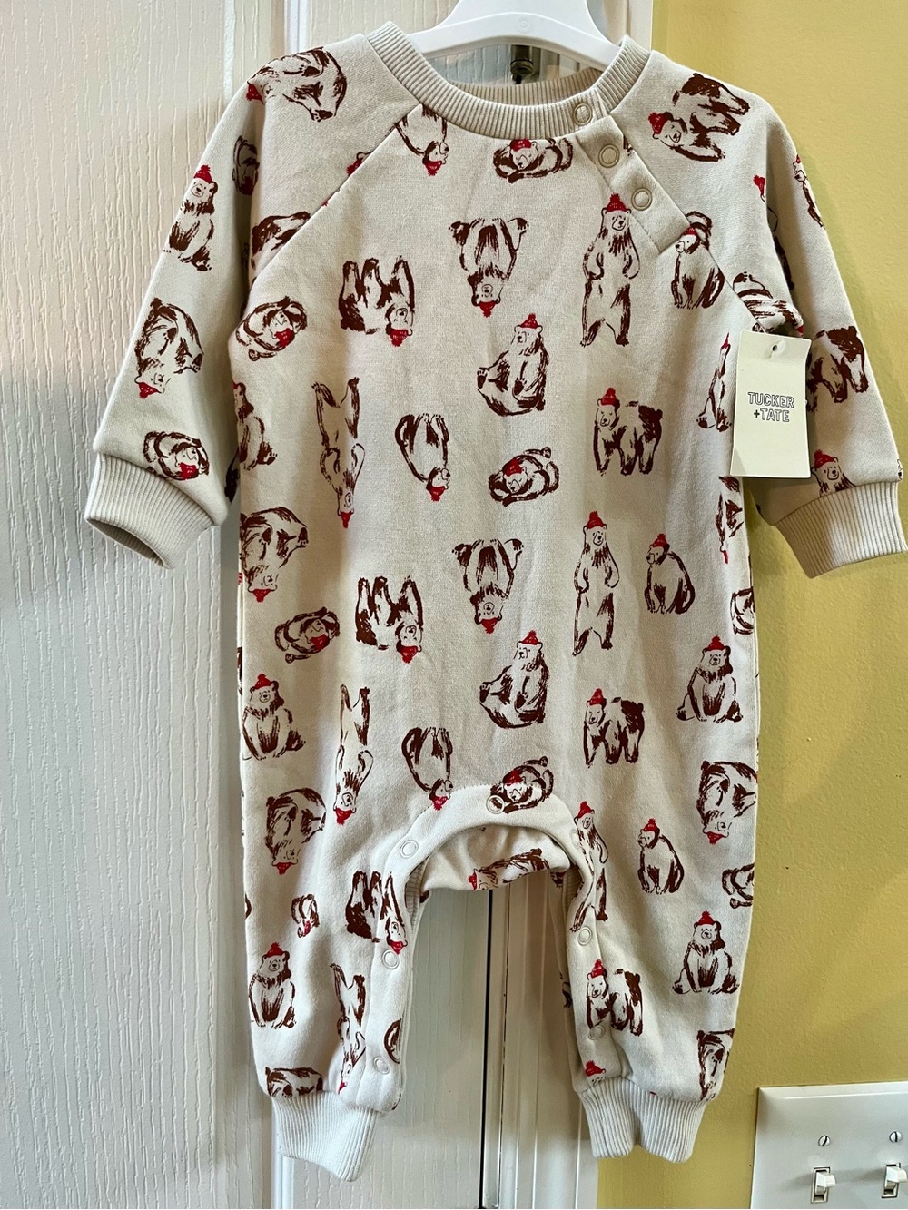 NWT Tucker+ Tate Bear with a Red Hat
One Piece Playsuit 9 months